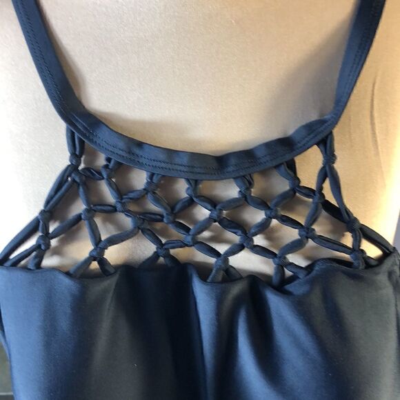Croft & Barrow black one piece swimsuit size 16 - Picture 5 of 8